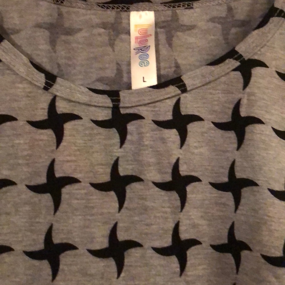 Lularoe - Picture 2 of 2